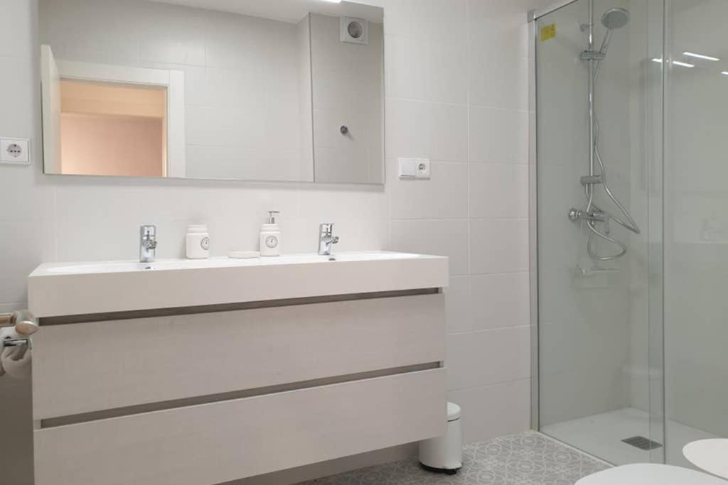 Nuevo-Casco Historico-Parking Gratuito. Apartment Oviedo Bagian luar foto